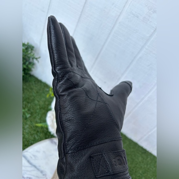 UGG mens 3 Point Leather Tech Gloves With Sherpa Lining black size large - Picture 8 of 16